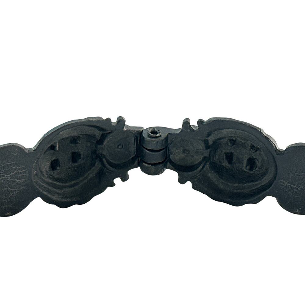 Vintage Ornate Cast Iron Nutcracker 7” Victorian Style Handheld Kitchen Tool - Picture 4 of 5